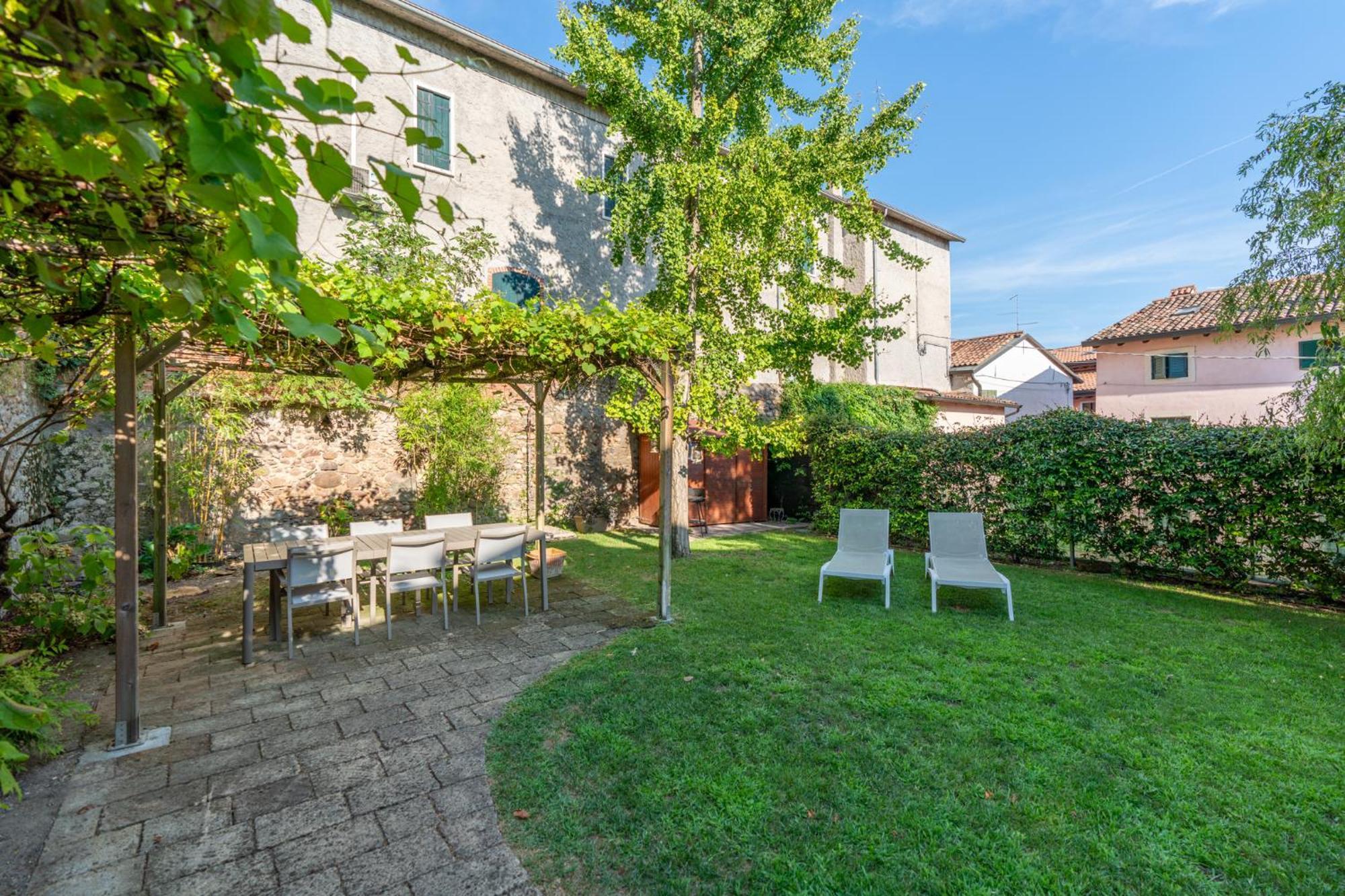 Corte Angelini By Postcardsfrom Castelnuovo del Garda Εξωτερικό φωτογραφία