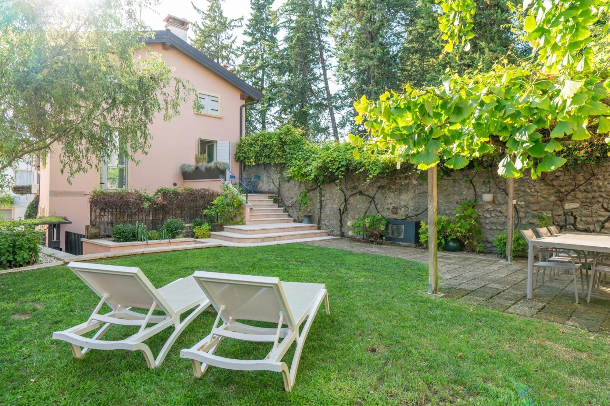 Corte Angelini By Postcardsfrom Castelnuovo del Garda Εξωτερικό φωτογραφία