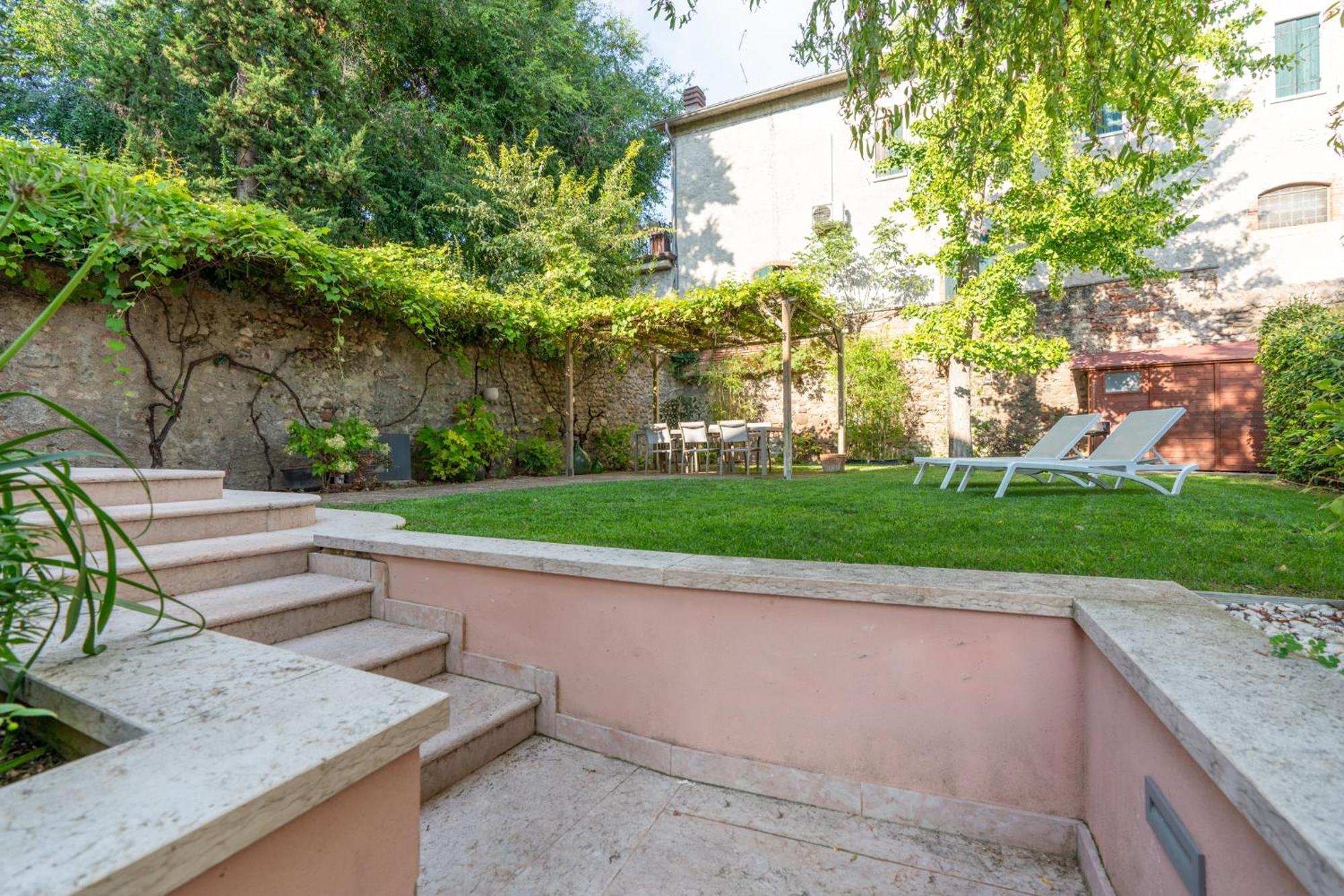 Corte Angelini By Postcardsfrom Castelnuovo del Garda Εξωτερικό φωτογραφία